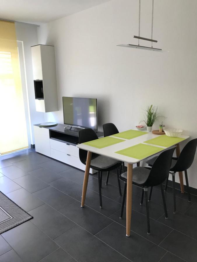 Schoene Neubauwohnung Mit Garten Merano
